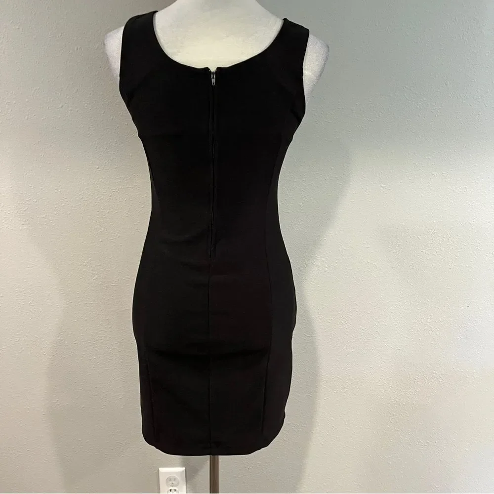 Ruby Roz Black Sleeveless mini Dress‎ - Picture 5 of 12